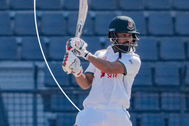 চতুর্থ সেরা ওপেনিং জুটি গড়ে ফিরলেন সাদমান