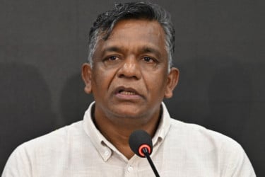 ভুল স্বীকার করে ক্ষমা চাইলেন বিসিবি সভাপতি