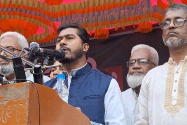 নির্বাচনের আগে গণভোট সম্ভব নয়: নুর