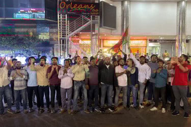 উত্তরার ২১ পয়েন্টে যুবদল স্বেচ্ছাসেবক ও ছাত্রদলের অবস্থান