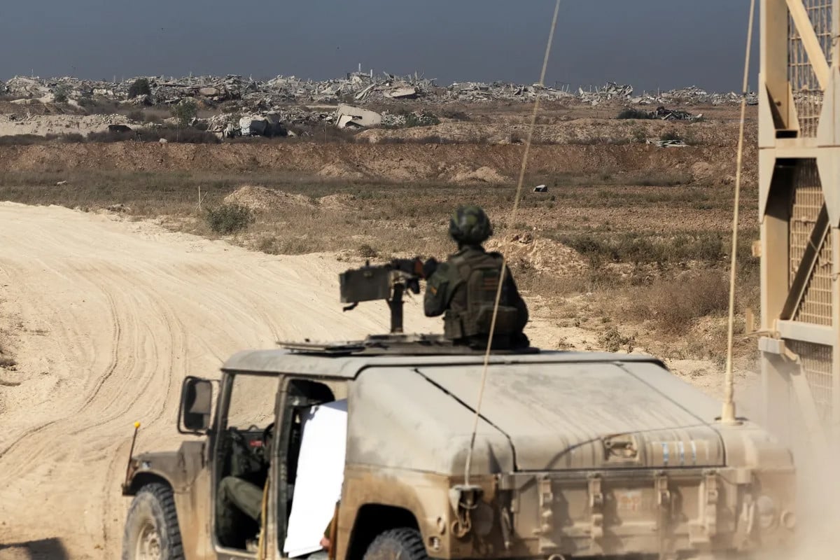 ফিলিস্তিনিদের মানব ঢাল হিসেবে ব্যবহার করেছে ইসরায়েল