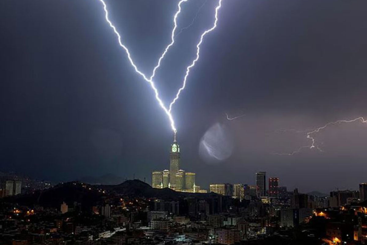 বন্যার ঝুঁকিতে সৌদি আরব, আবহাওয়া সতর্কতা জারি