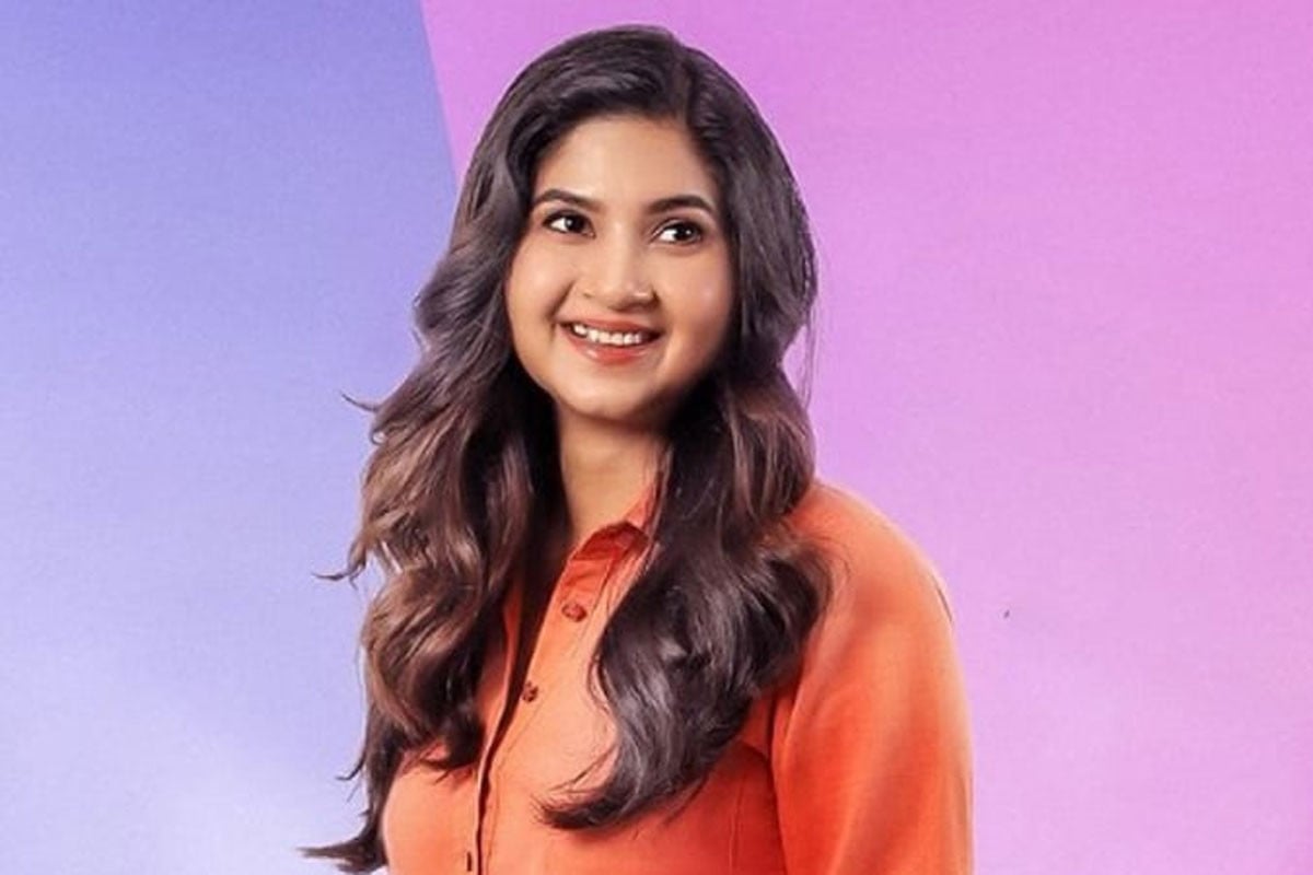 ব্যাচেলর পয়েন্টের নতুন চমক স্পর্শিয়া