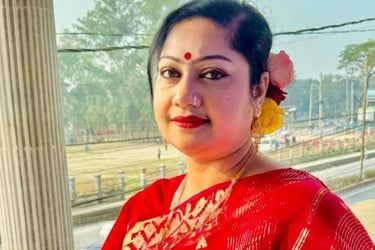 মানিকগঞ্জে সাবেক কাউন্সিলর জেসমিন আটক