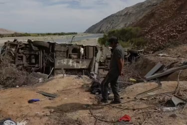 পেরুতে বাস দুর্ঘটনায় নিহত অন্তত ৩৭