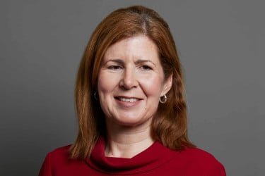 ঢাকায় এলেন যুক্তরাজ্যের আন্তর্জাতিক উন্নয়নমন্ত্রী