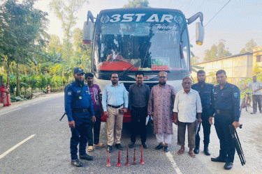 কুড়িগ্রামে বায়ু ‍দূষণ রোধে জেলা প্রশাসনের অভিযানে জরিমানা