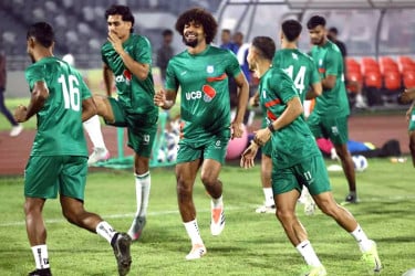 নেপালের বিপক্ষে একাদশে হামজা, বেঞ্চে সমিত