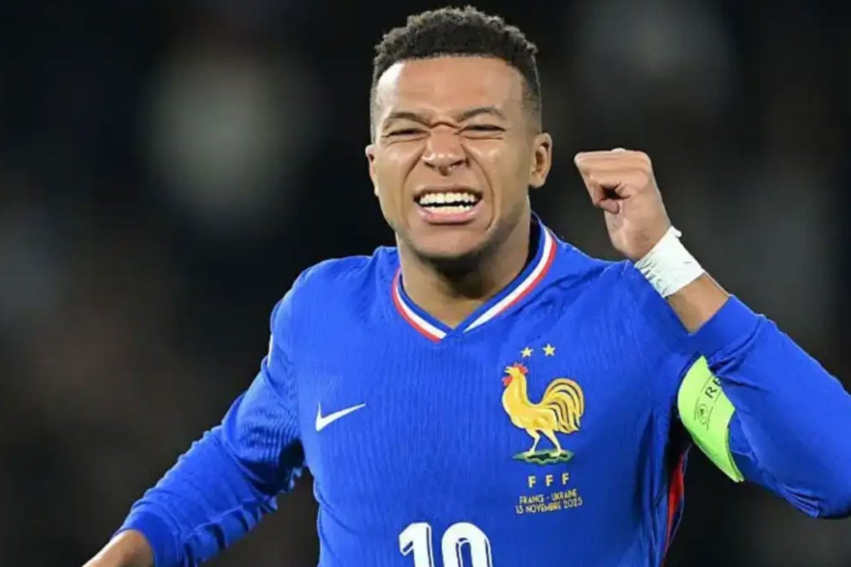 এমবাপ্পের জোড়া গোলে ইউক্রেনকে উড়িয়ে বিশ্বকাপের টিকিট নিশ্চিত করল ফ্রান্স
