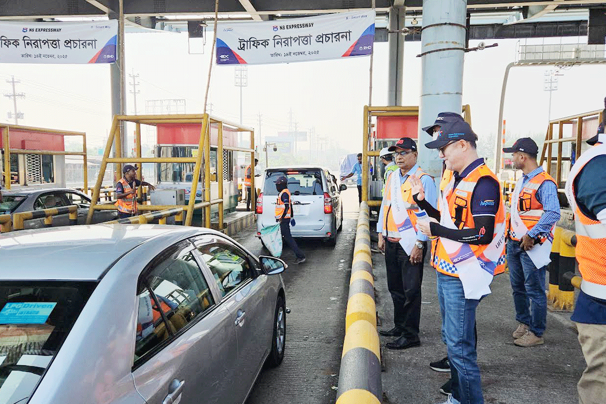 ঢাকা–ভাঙ্গা মহাসড়কে দুর্ঘটনা কমাতে ট্রাফিক নিরাপত্তা কর্মসূচি