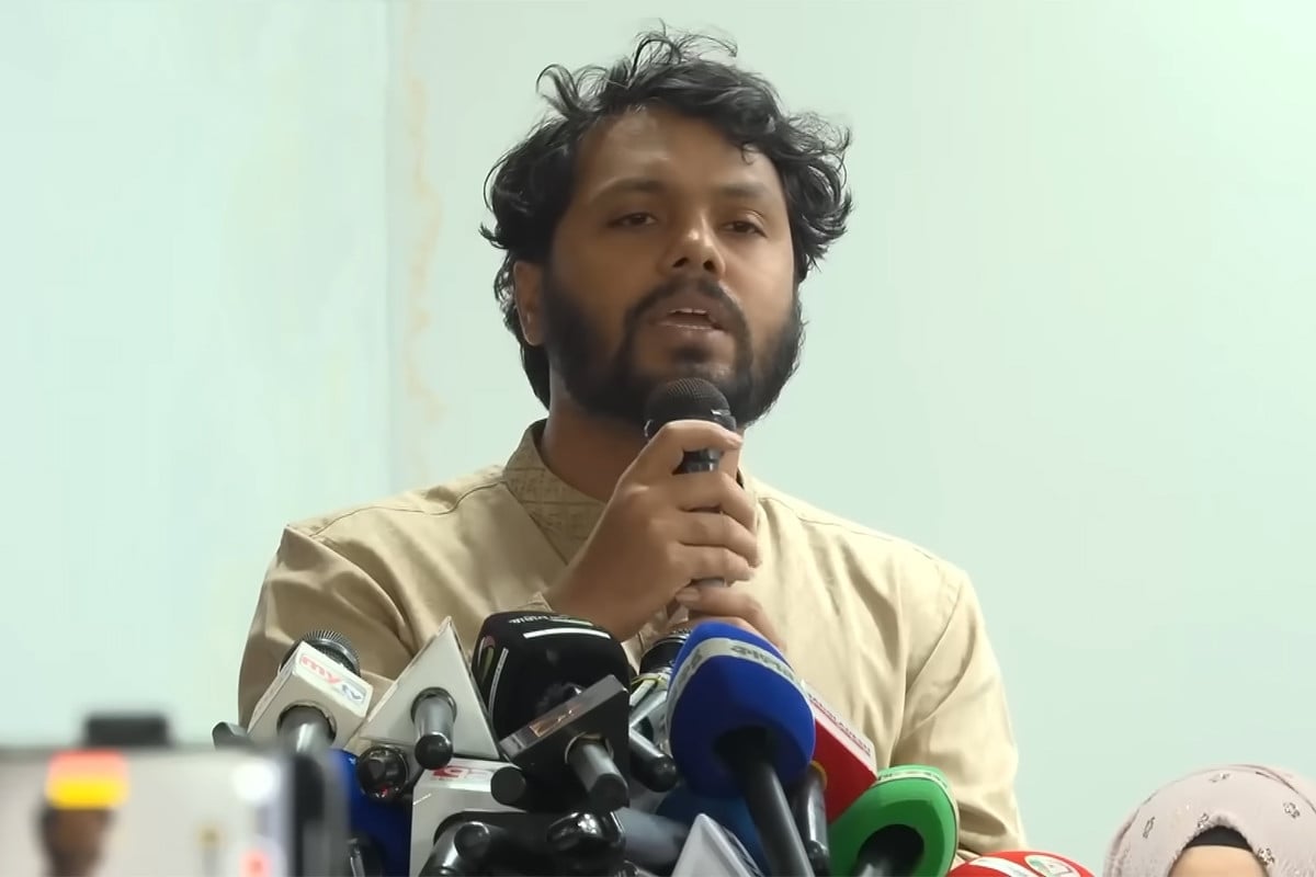 ৩০টি বিদেশি নম্বর থেকে হত্যার হুমকি পেয়েছি : ওসমান হাদি