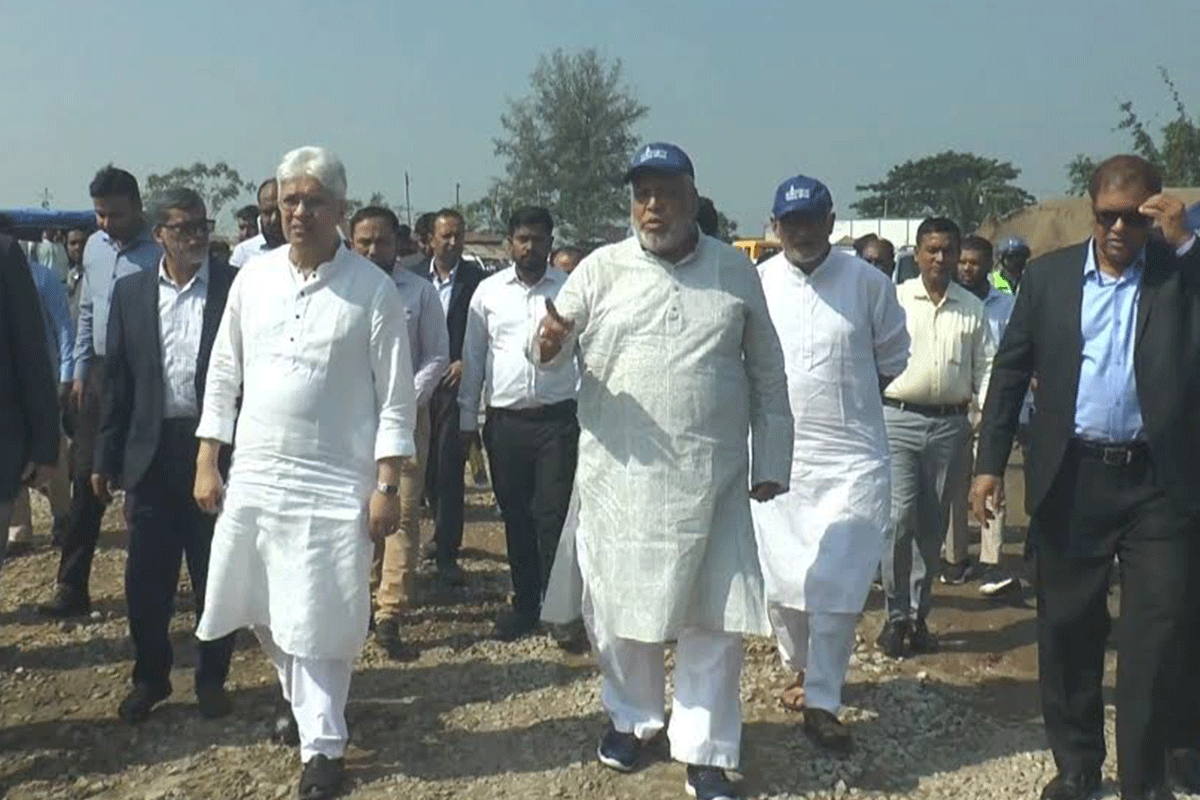 ভোলায় হচ্ছে গ্যাসভিত্তিক সার কারখানা, তিন উপদেষ্টার পরিদর্শন