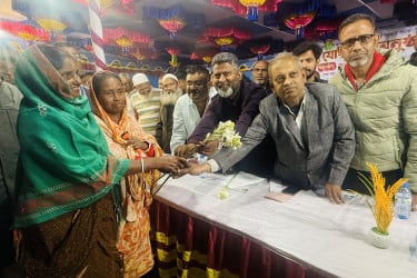 নওগাঁয় বিএনপিতে যোগ দিল আরও ৭ শতাধিক সনাতন ধর্মাবলম্বী পরিবার