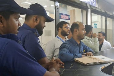 কুমিল্লায় চার হাসপাতাল ও ডায়াগনস্টিক সেন্টারের কার্যক্রম সাময়িকভাবে বন্ধ