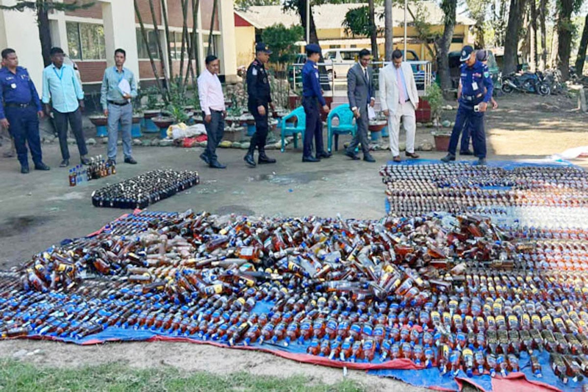 সিলেটে বিপুল পরিমাণ মাদক ধ্বংস