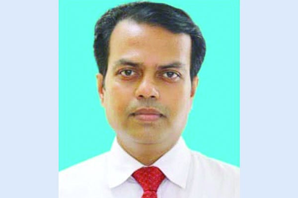 বউ পিটিয়ে জেলখাটা ব্যক্তি হলেন ডিসি!