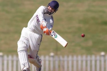 টেস্টে ছক্কার রেকর্ড ঋষভের, টপকালেন শেবাগকে