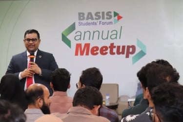 জ্ঞান ও প্রযুক্তির সম্মিলনে তরুণদের নিয়ে বেসিসের উদ্যোগ
