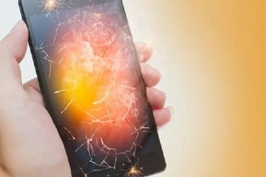 ফোন যেন অতিরিক্ত গরম না হয়