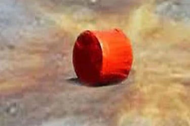 হাতিরঝিলে ককটেল বিস্ফোরণ, মোটরসাইকেলে আগুন