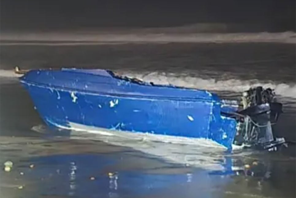 যুক্তরাষ্ট্রের ক্যালিফোর্নিয়ায় নৌকা উল্টে ৪ জনের প্রাণহানি