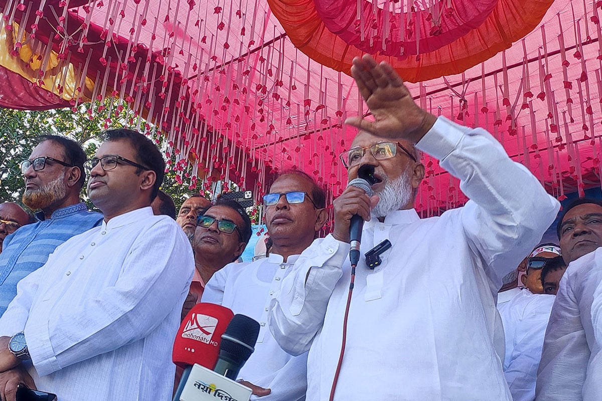 নির্বাচন নিয়ে ষড়যন্ত্র ঐক্যবদ্ধ হয়ে মোকাবিলা করতে হবে : মোশাররফ