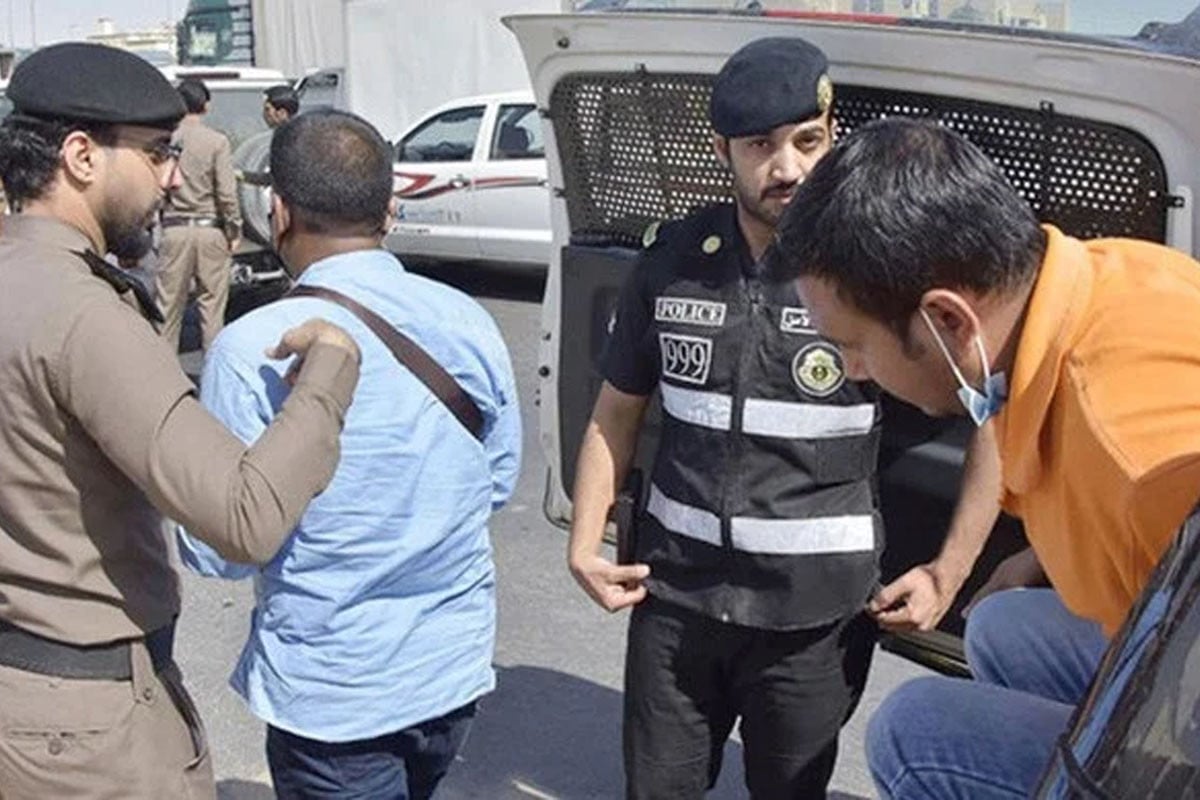 ১৪ হাজার প্রবাসীকে নিজ দেশে ফেরত পাঠাল সৌদিআরব