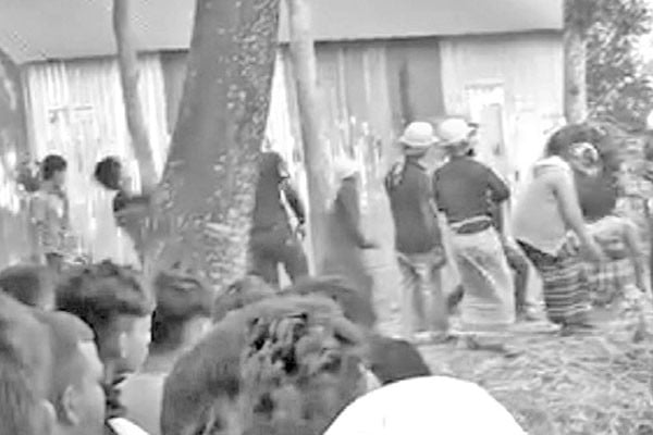 উচ্চস্বরে সাউন্ডবক্স বাজানো নিয়ে সংঘর্ষ, আহত ৩০