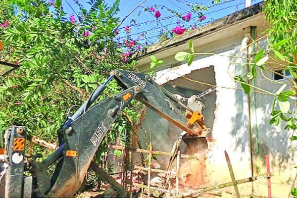 ৩০ একর সরকারি জমি উদ্ধার, গ্রেপ্তার ৩