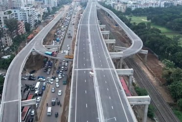 এলিভেটেড এক্সপ্রেসওয়ের নিচে সবুজায়ন করার উদ্যোগ