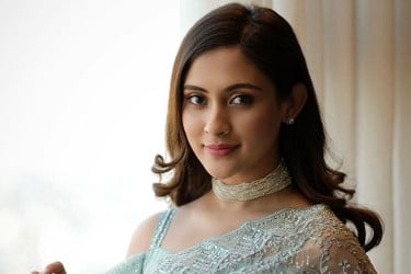 মেহজাবীনের বিরুদ্ধে গ্রেফতারি পরোয়ানা জারি