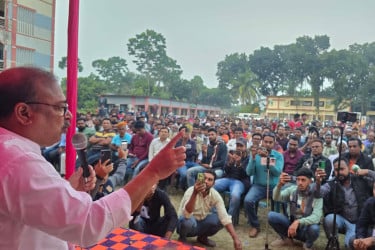 একটি দল ধর্মকে পুঁজি করে রাজনীতি করছে: তৃপ্তি