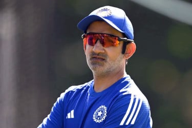 হারের দায় ব্যাটসম্যানদের দিচ্ছেন গম্ভীর