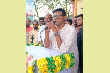 রাজনীতি হোক অনগ্রসর মানুষকে সামনের দিকে এগিয়ে নেয়ার : মাজেদ বাবু