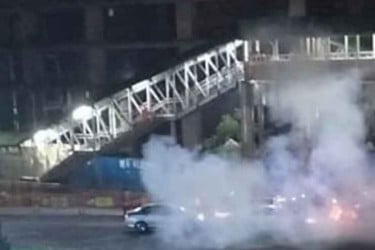 কারওয়ান বাজারে দুটি ককটেল বিস্ফোরণ