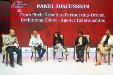 ঢাকায় ১৪তম কমিউনিকেশন সামিট  অনুষ্ঠিত