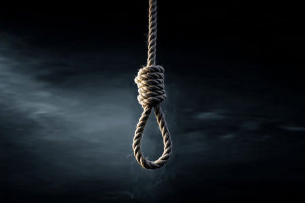 নিজের গড়া ট্রাইব্যুনালেই হলো মৃত্যুদণ্ড