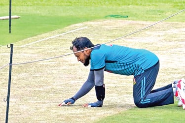 ১৩ মাস পর মিরপুরে ফিরছে টেস্ট