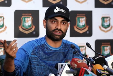বিপিএল থেকে নাম প্রত্যাহার তামিমের