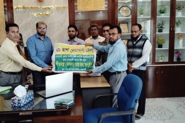 নোয়াখালীতে সুবিধাবঞ্চিত শীতার্থদের মাঝে ৫ শতাধিক কম্বল বিতরণ