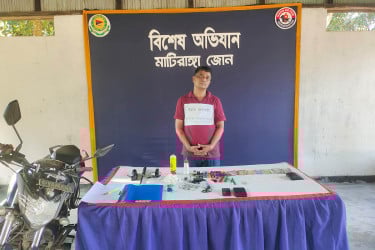 মাটিরাঙ্গায় সেনা অভিযানে ইয়াবাসহ ব্যবসায়ী আটক