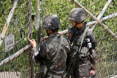 সীমান্ত সংঘাত এড়াতে আলোচনার প্রস্তাব দক্ষিণ কোরিয়ার
