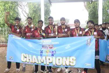 মালয়েশিয়ায় শর্টপিচ ক্রিকেট টুর্নামেন্টে চ্যাম্পিয়ন সাইবারজায়া ইউনিভার্সিটি