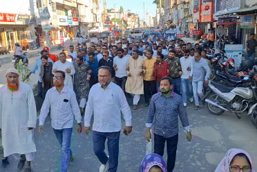 হাসিনার ফাঁসির রায়ে জয়পুরহাটে আনন্দ মিছিল