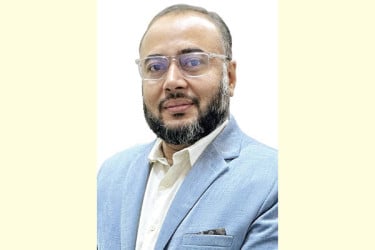 প্লাস্টিক শিল্প : উদ্ভাবন ও নেতৃত্বের গল্প