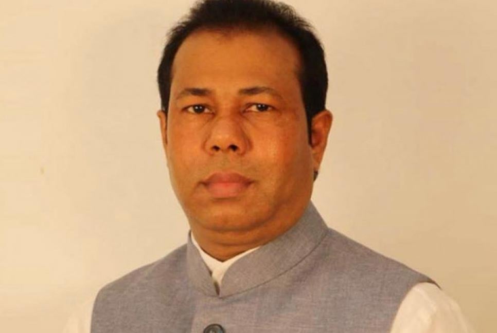 সেই পিয়ন জাহাঙ্গীরের স্ত্রীর আয়কর নথি জব্দের আদেশ