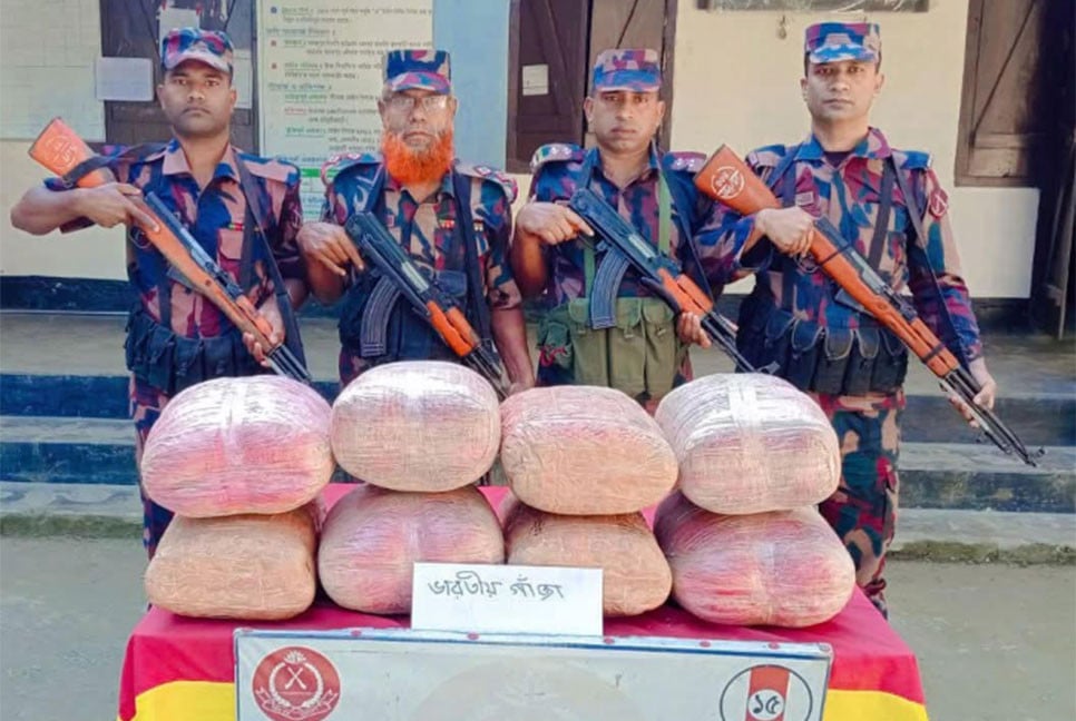 লালমনিরহাটে বিজিবির অভিযানে বিপুল পরিমাণ মাদক জব্দ