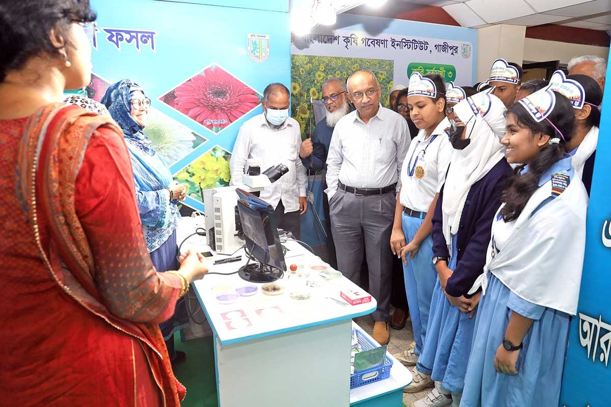 তারুণ্যের উৎসবে বারি’র প্রযুক্তি প্রদর্শনী ও কর্মশালা