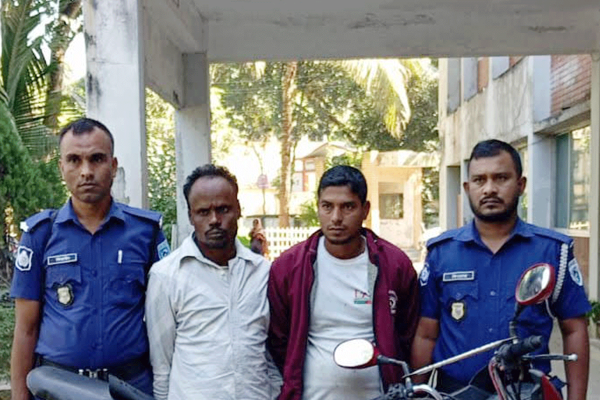 কুড়িগ্রামে মাদকসহ আটক ২