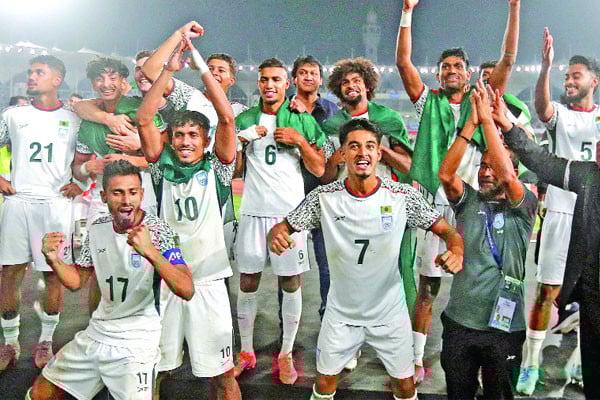 ভারতের বিপক্ষে ঐতিহাসিক জয়